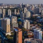 A análise de Big Data e o uso de IA entregam análises preditivas para tomada de decisões